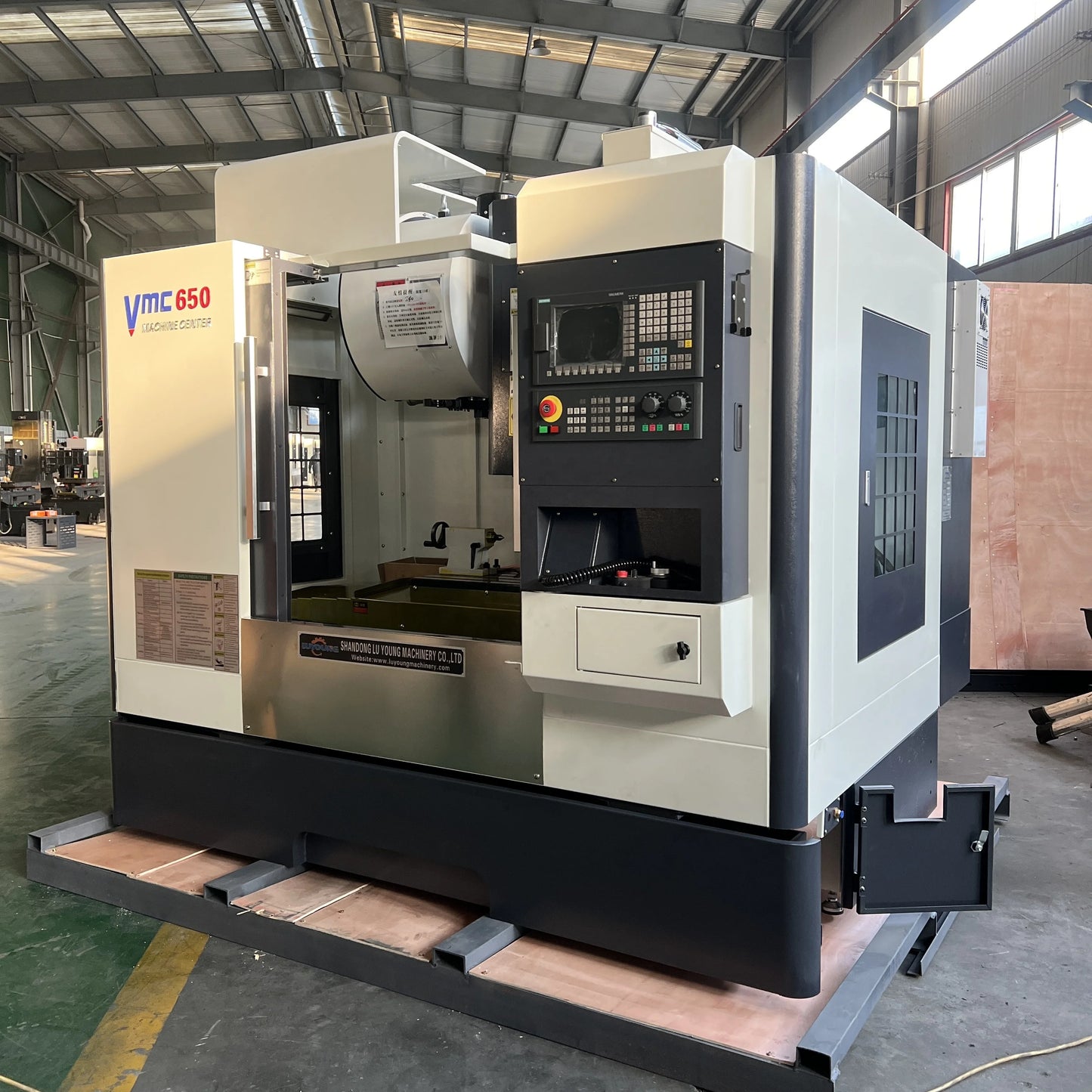 Vmc650 Machining Center Cnc Milling Machine Vmc650 3/4/5/axis FANUC Control Cnc Vertical Machining Center