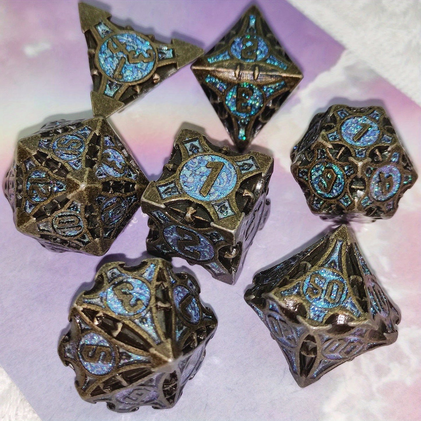 Metal Dice Set, 7 Die Metal Polyhedral Dice Set With Gift Metal Box And Golden Number For Metal Dice Set Christmas, Halloween, Thanksgiving Gift, gaming gift