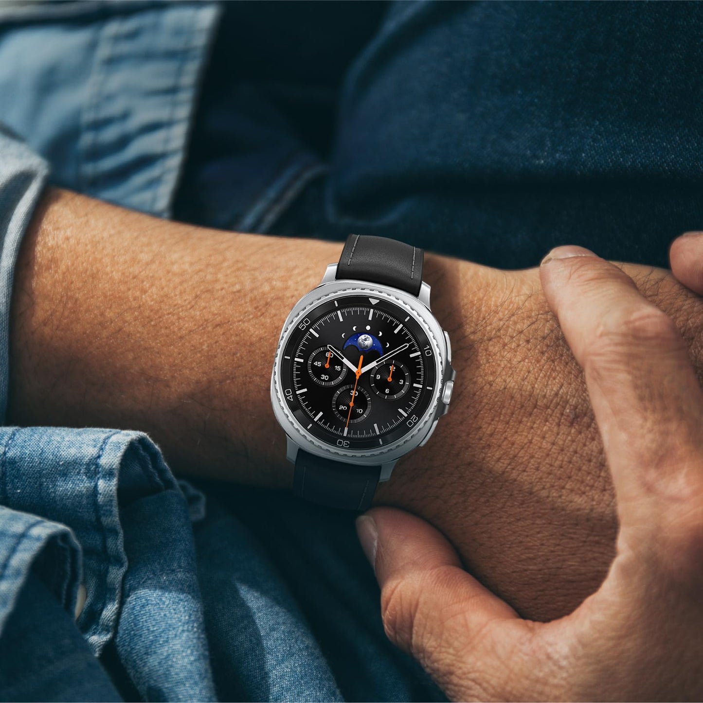 Samsung Galaxy Watch 8 (2025) 40mm Bluetooth Smartwatch, Cushion Design, Fitness Tracker, Sleep Coaching, Running Coach, Energy Score, Heart Rate Tracking, Silver [US Version, 2 Yr Warranty]