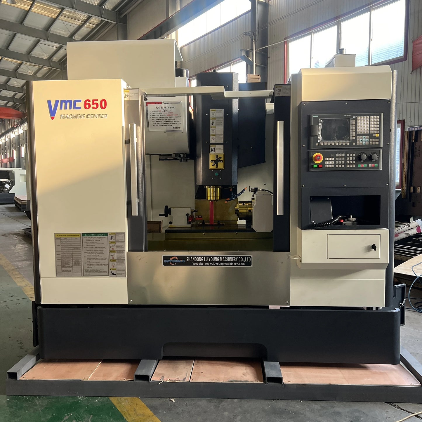 Vmc650 Machining Center Cnc Milling Machine Vmc650 3/4/5/axis FANUC Control Cnc Vertical Machining Center