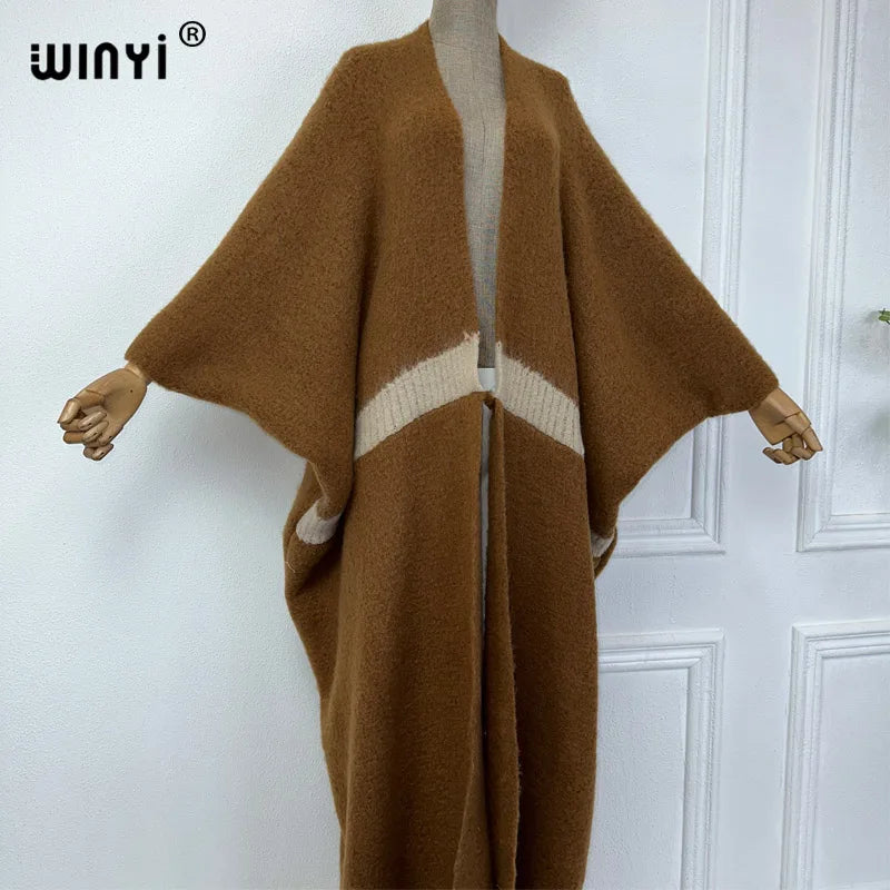 WINYI winter outfits for women Luxury Fur Neutral coat Thick comfortable Warm Solid color fashion coat poncho long down dress