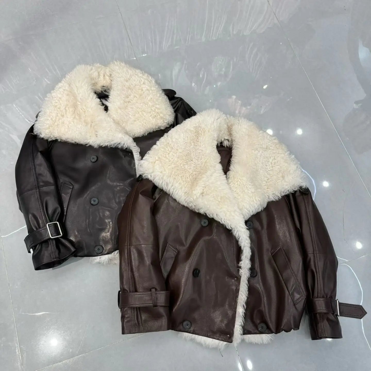 Winter in Coats & Jackets for Women 2025 Genuine Leather Jacket Female Large Wool Lapel Stylish Motorcycle Warm Short Coat With