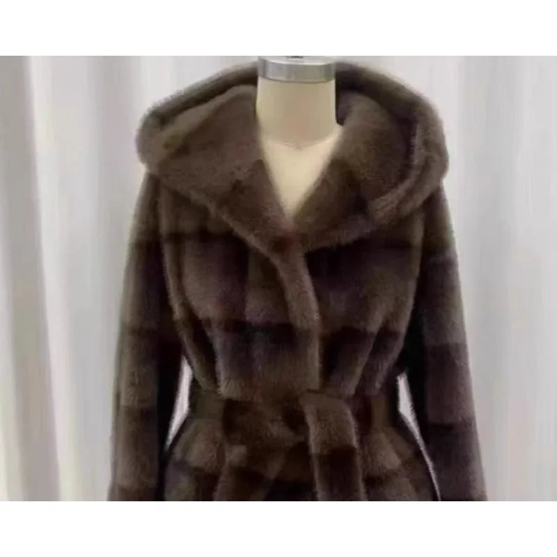 A New Eco-friendly Fur Coat with A Hood Young Sweet and Noble Imitating Fur and European Mink Fleece One-piece Coat Fashion Warm