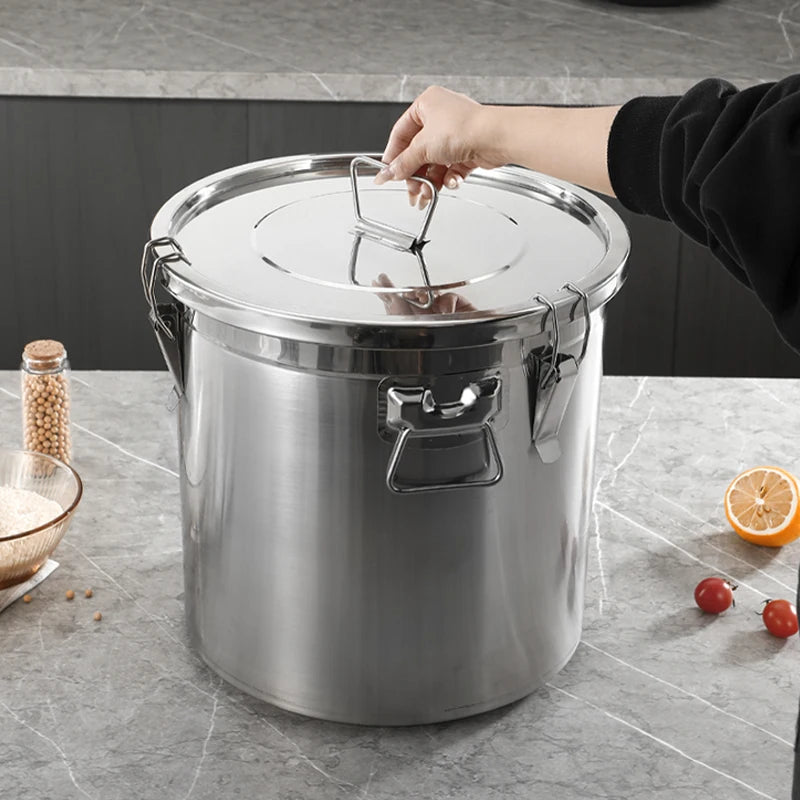 Stainless steel food storage containers, suitable for storing flour, grains, and pet food
