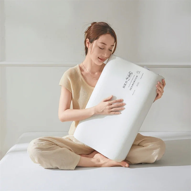 Memory Foam Pillow Slow Rebound Neck Support Deep Sleep Comforter Home Goods Pillow for Kids and Adults ，Single Pillow
