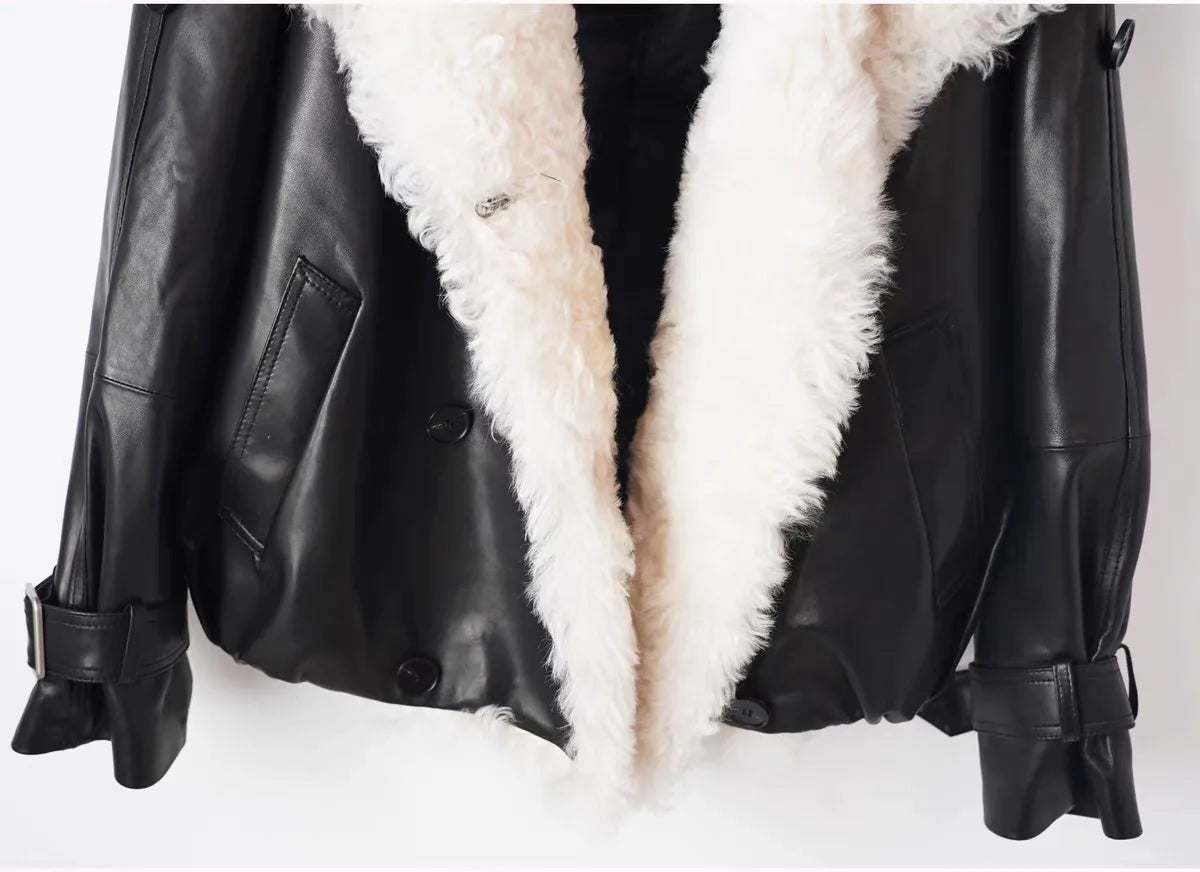 Winter in Coats & Jackets for Women 2025 Genuine Leather Jacket Female Large Wool Lapel Stylish Motorcycle Warm Short Coat With