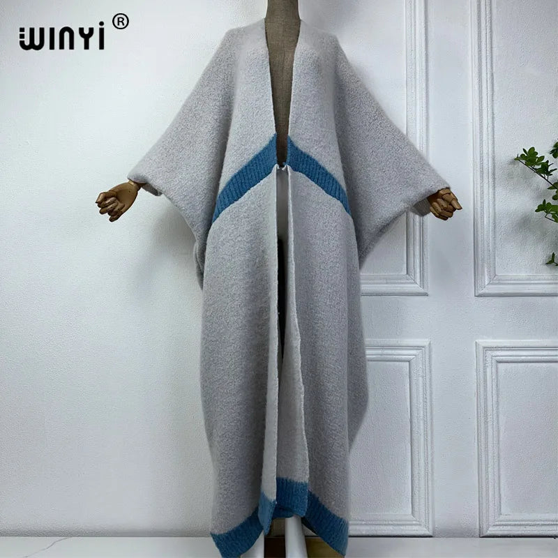 WINYI winter outfits for women Luxury Fur Neutral coat Thick comfortable Warm Solid color fashion coat poncho long down dress