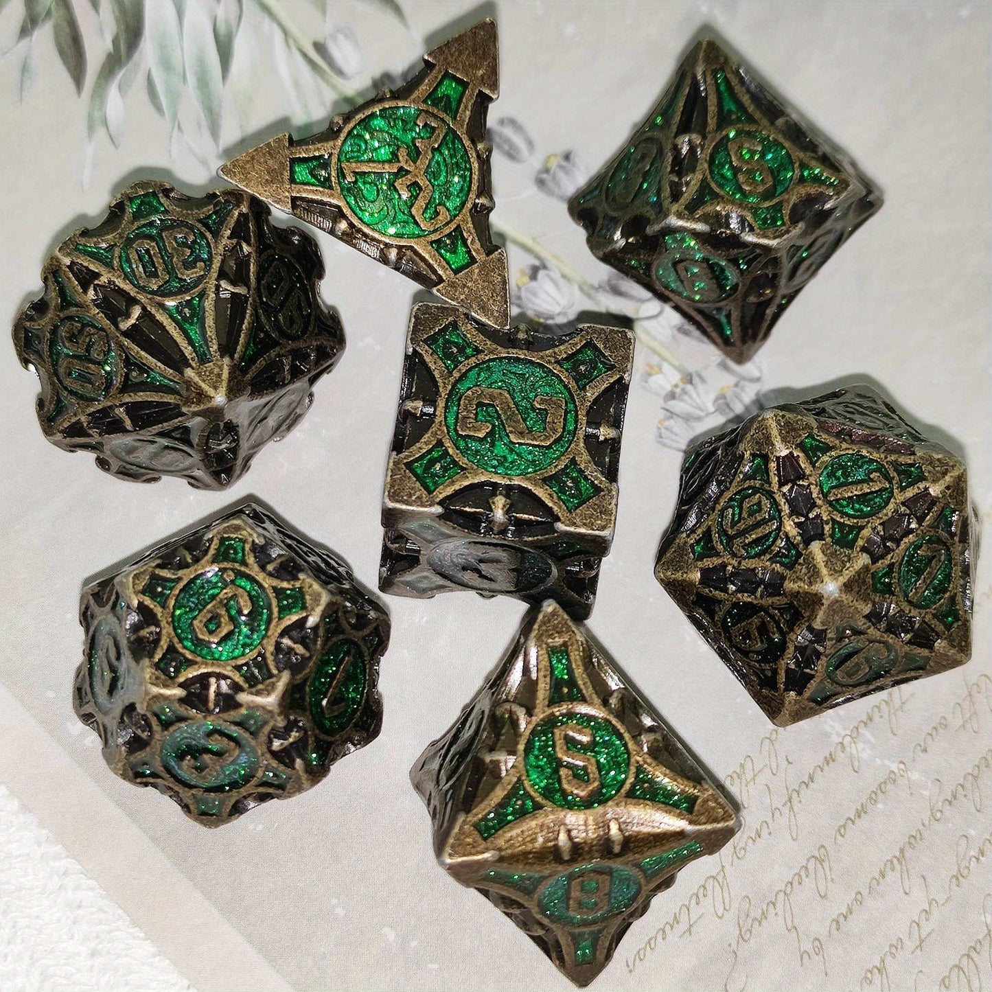Metal Dice Set, 7 Die Metal Polyhedral Dice Set With Gift Metal Box And Golden Number For Metal Dice Set Christmas, Halloween, Thanksgiving Gift, gaming gift